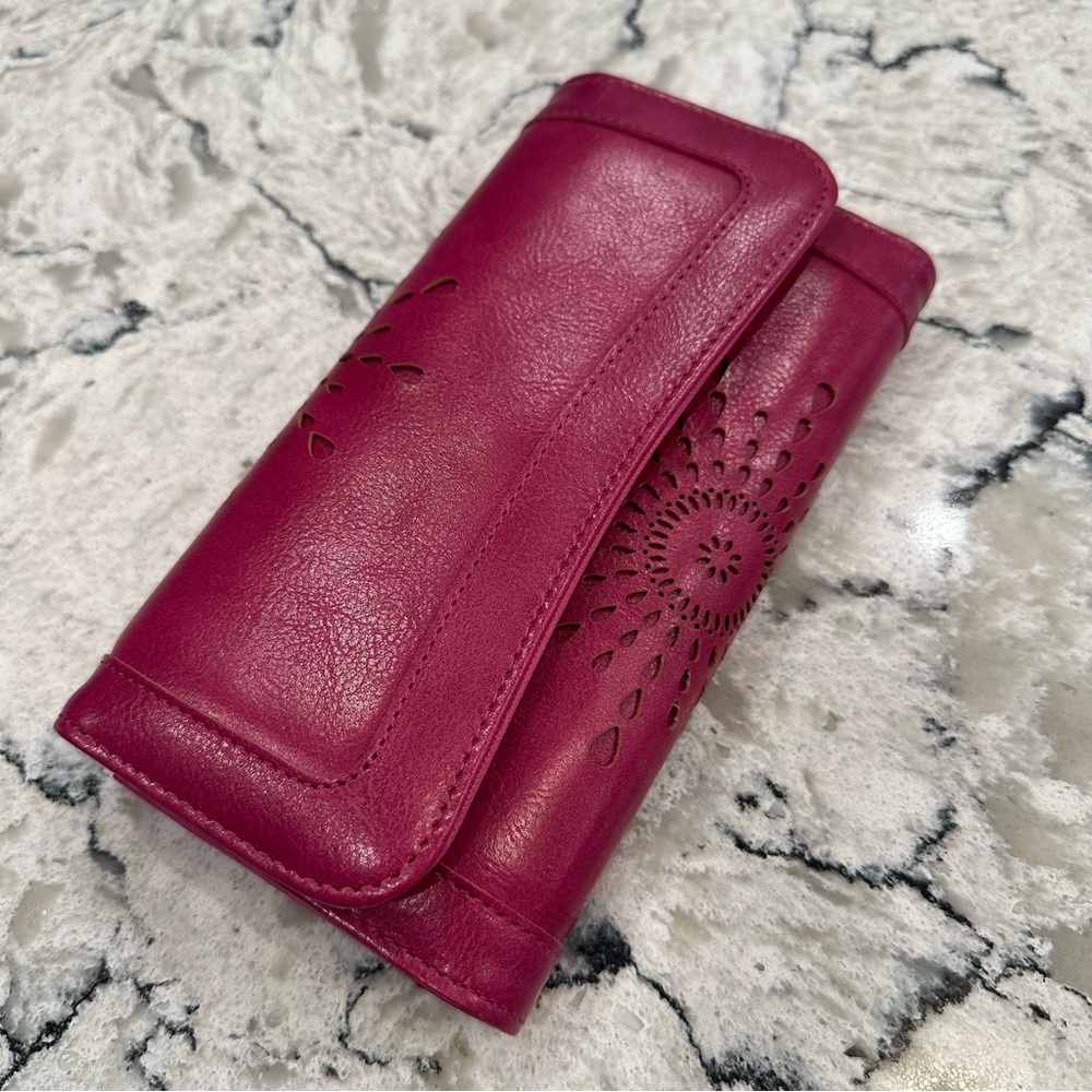 Aphison Women’s Wallet RFID Blocking Leather Clutch in Deep Pink NWOT